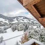 Luxury Black Mountain - 4br, Sleeps 10, Fireplace, Mountain Views & Garden - Alpehytte