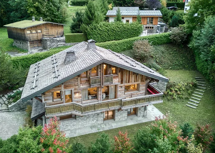 Luxury Black Mountain - 4br, Sleeps 10, Fireplace, Mountain Views & Garden -