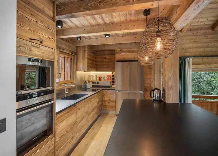 Luxury Black Mountain - 4br, Sleeps 10, Fireplace, Mountain Views & Garden - 木屋 *